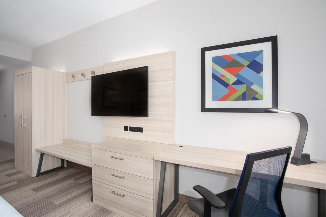 Holiday Inn Express & Suites Phoenix Glendale Dist By Ihg Екстер'єр фото