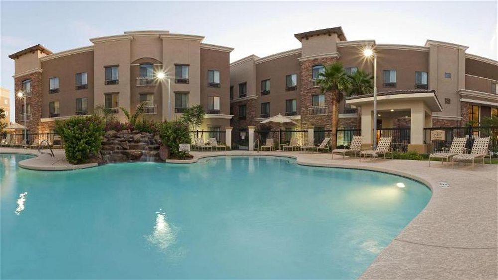 Holiday Inn Express & Suites Phoenix Glendale Dist By Ihg Екстер'єр фото