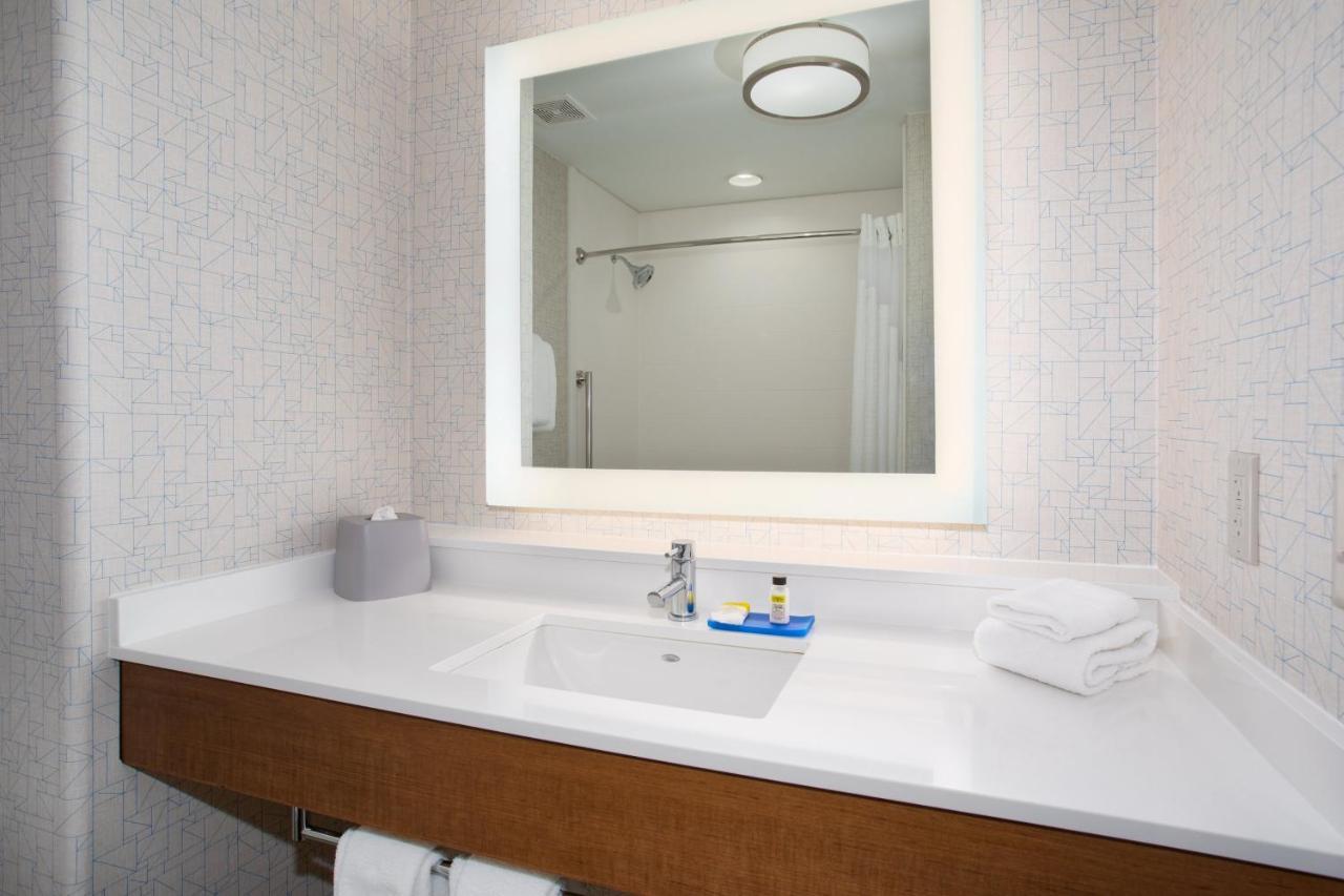 Holiday Inn Express & Suites Phoenix Glendale Dist By Ihg Екстер'єр фото