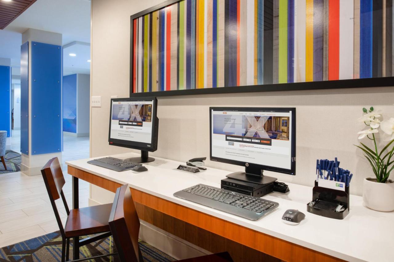 Holiday Inn Express & Suites Phoenix Glendale Dist By Ihg Екстер'єр фото
